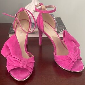 Kenneth Cole fuchsia heeled sandal. 7.5